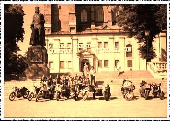 Po paradzie rozpoczynamy zwiedzanie urokliwego grodu.