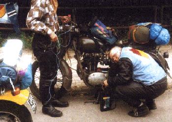 Moe elektrony spyney do miski olejowej ?