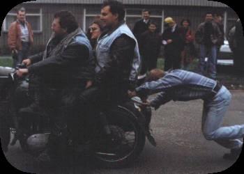 Taka ilo zlotowiczw gwarantowaa dobr (i bezpieczn) zabaw, a konkurencje trway do wczesnego popoudnia.